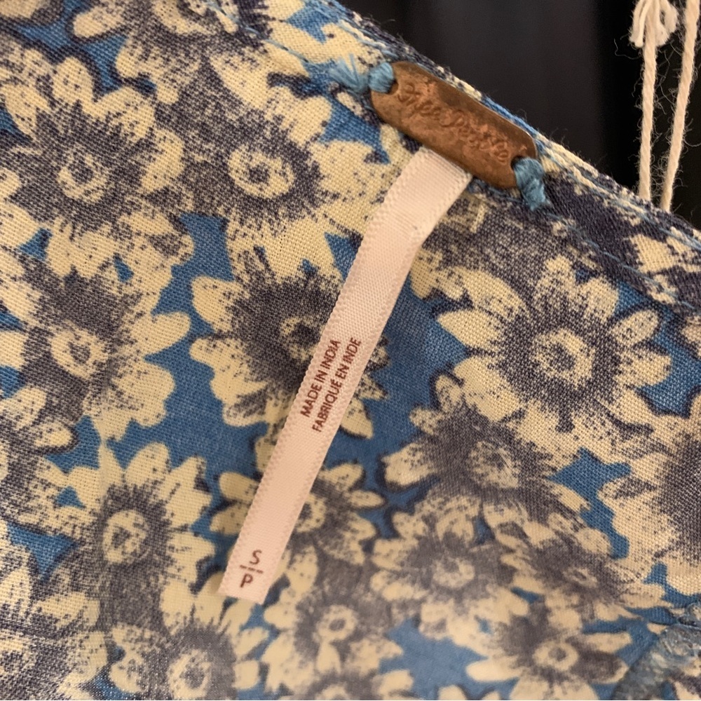 Free people Blue Floral Flare Dress Size Small - Picture 9 of 10